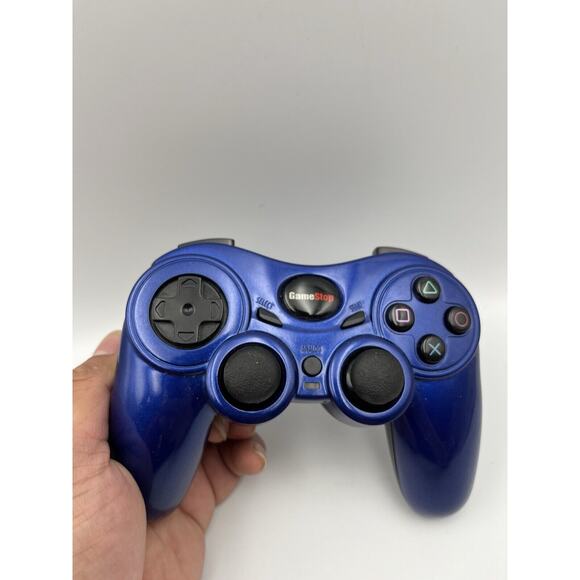 PlayStation 2 Pelican Predator GameStop Exclusive Wireless Video Game Controller - Picture 2 of 4